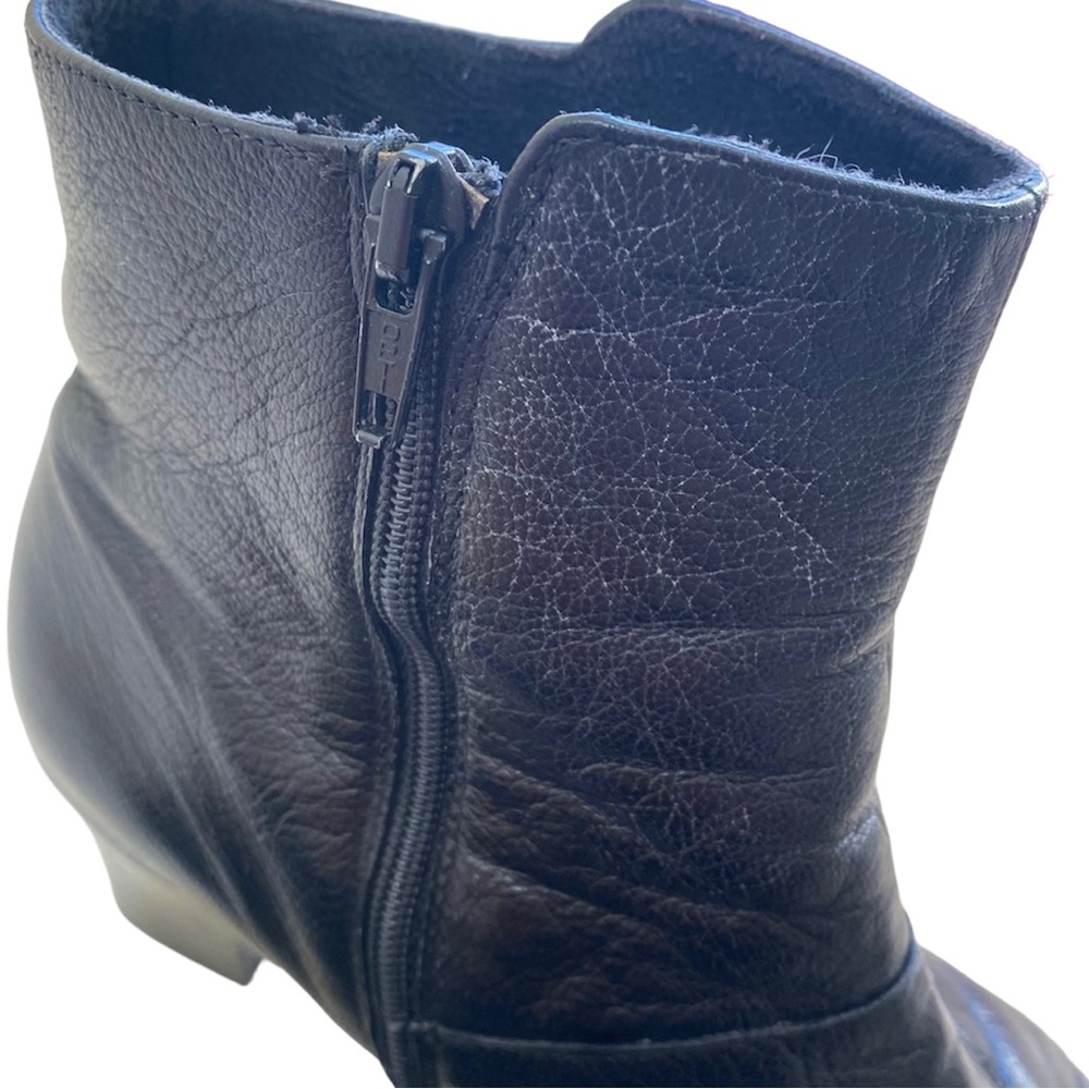 Munro American Black Zip up Bootie Faith Black Kid Size 9.5 Wide - Picture 8 of 11